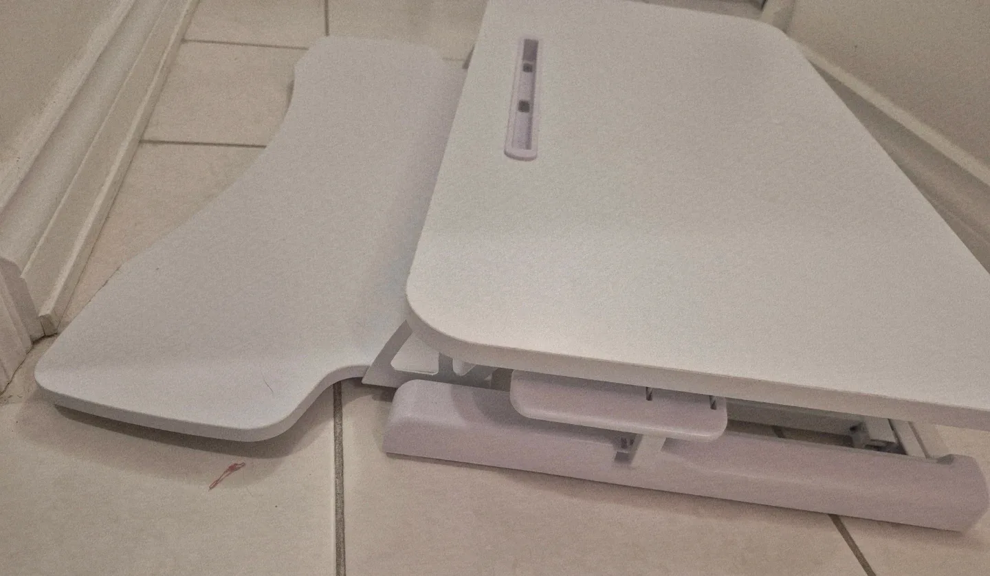 Adjustable Desk Riser –Ideal for Floor Desk Setup! image indicator(3)