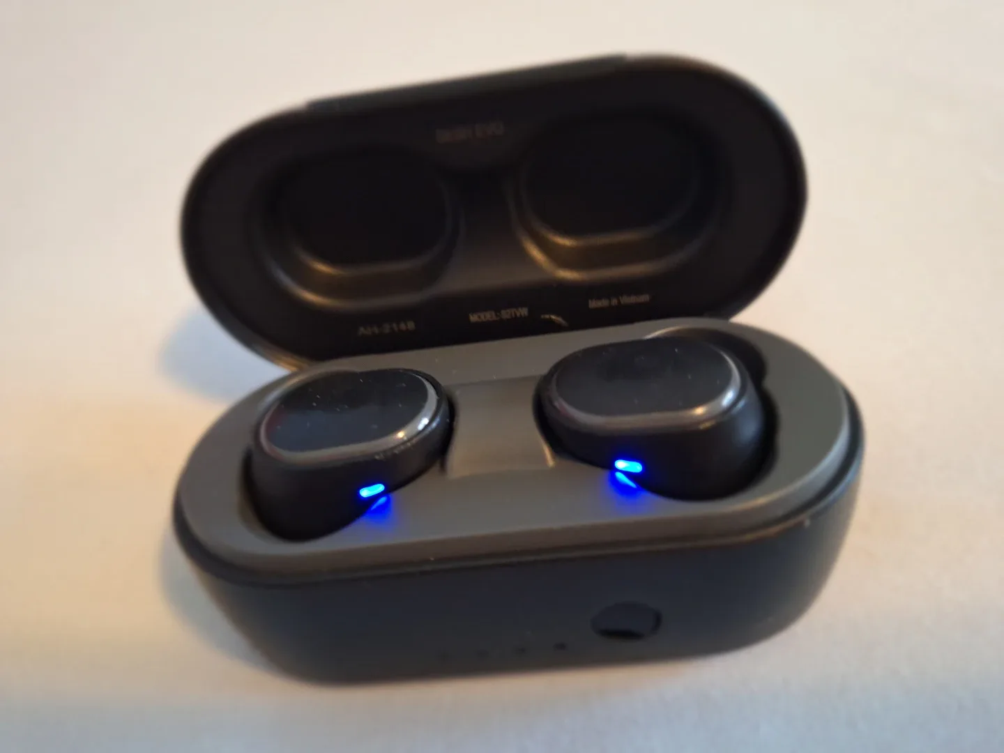 Skullcandy S2TVW Dime Evo Wireless Earbuds image indicator(2)