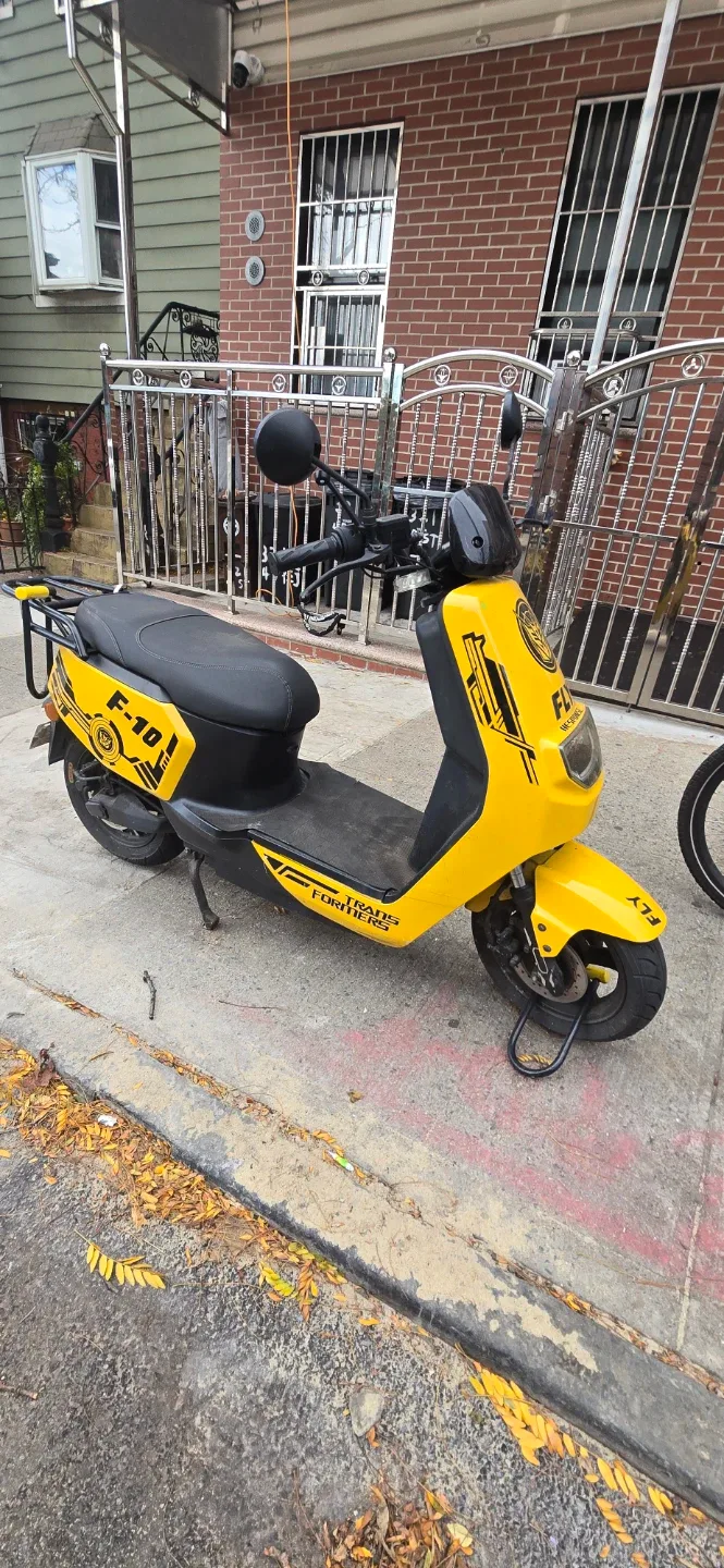 FLY F-10 Electric Bike - Yellow image indicator(2)