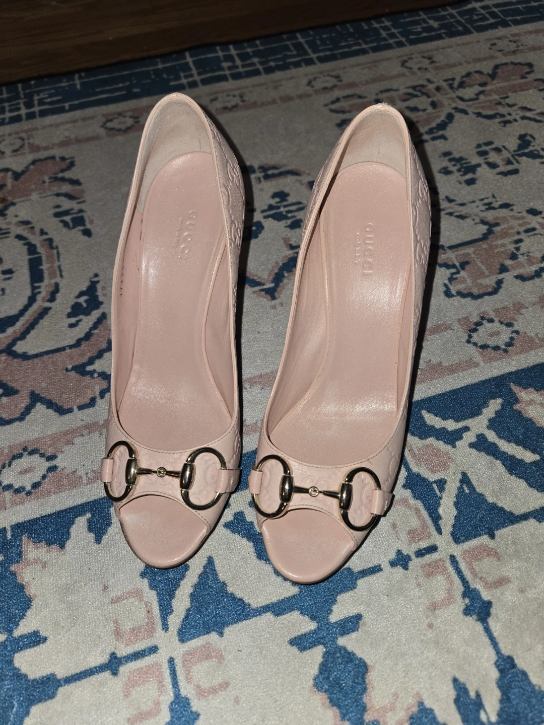 Gucci Pink Leather Heels - Size 7.5B - photo 4