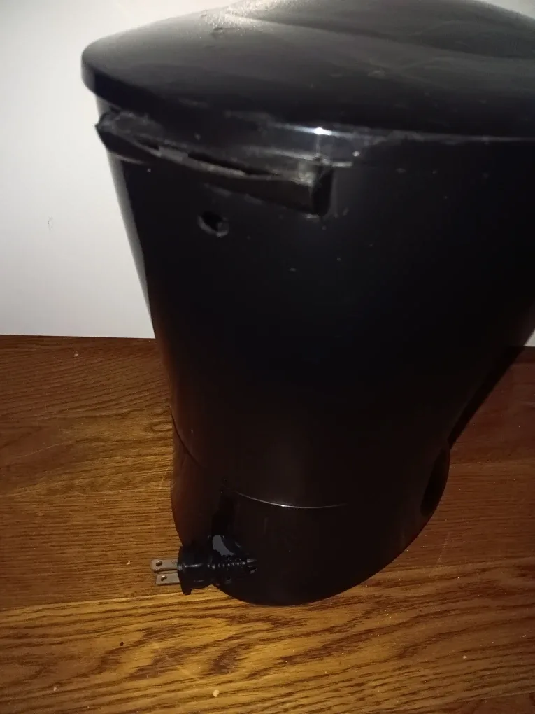 Mr. Coffee 12-Cup Coffee Maker image indicator(4)