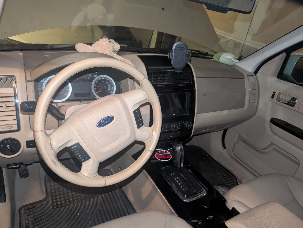 2008 Ford Escape SUV v6 image indicator(7)