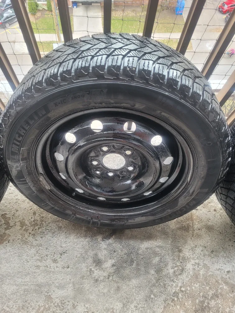 Michelin X-Ice Snow Winter Tires image indicator(8)