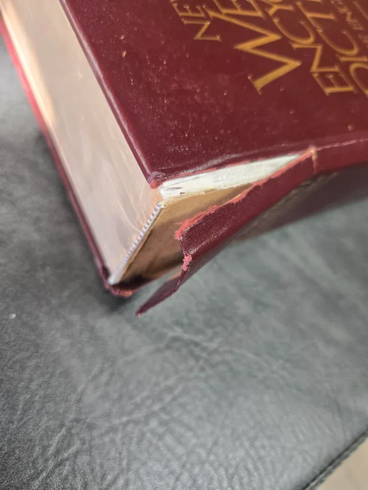 Webster's Encyclopedic Dictionary image indicator(2)