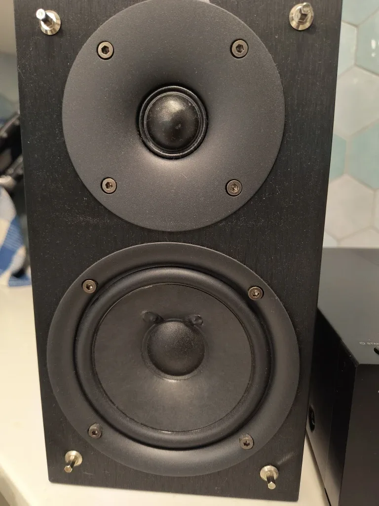 Pioneer X-HM76 Micro CD Receiver & Speakers image indicator(6)