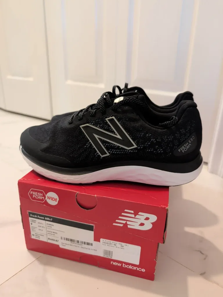 New Balance Fresh Foam 680v7 Black, US Men's 9