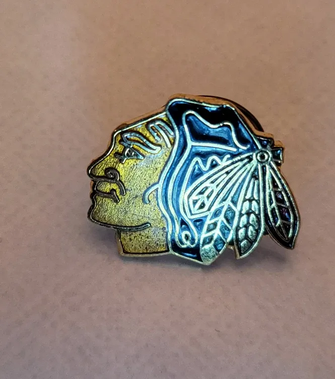 Vintage Chicago Blackhawks Pins image indicator(2)