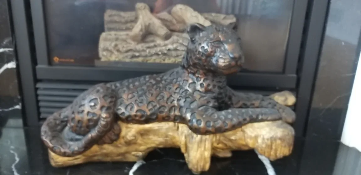 Leopard Statue
