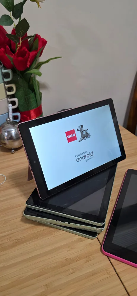 RCA  Android Tablet 10.1 inch 32gb