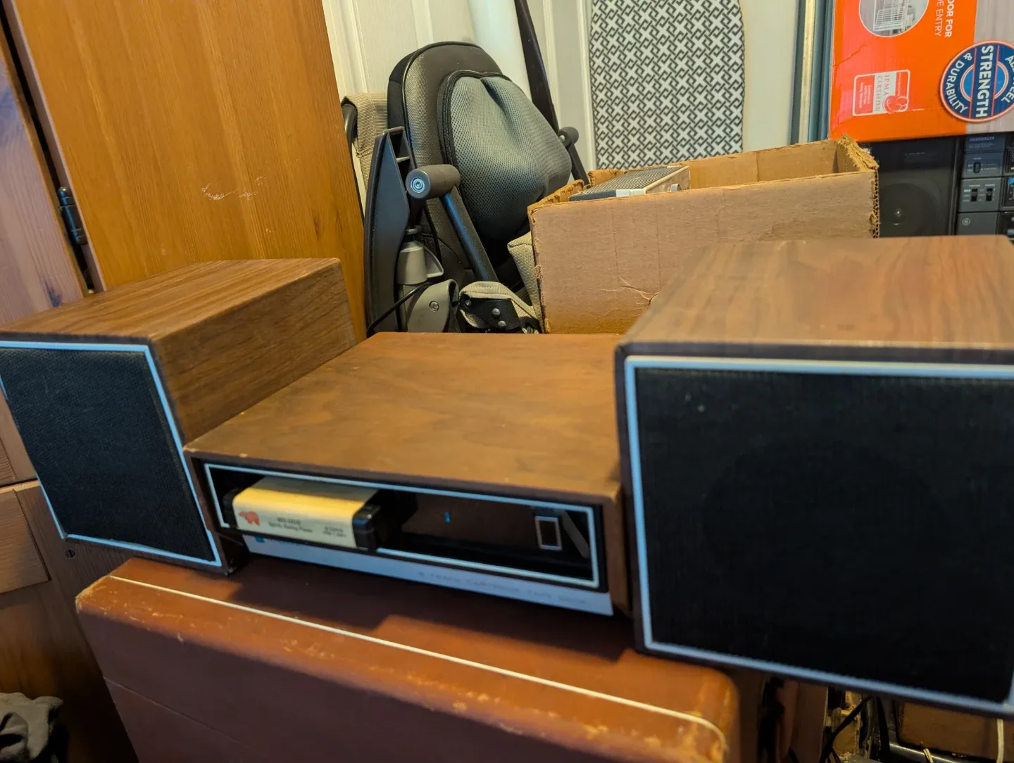 Symphonic 8 Track Cartridge Tape Deck with Speakers