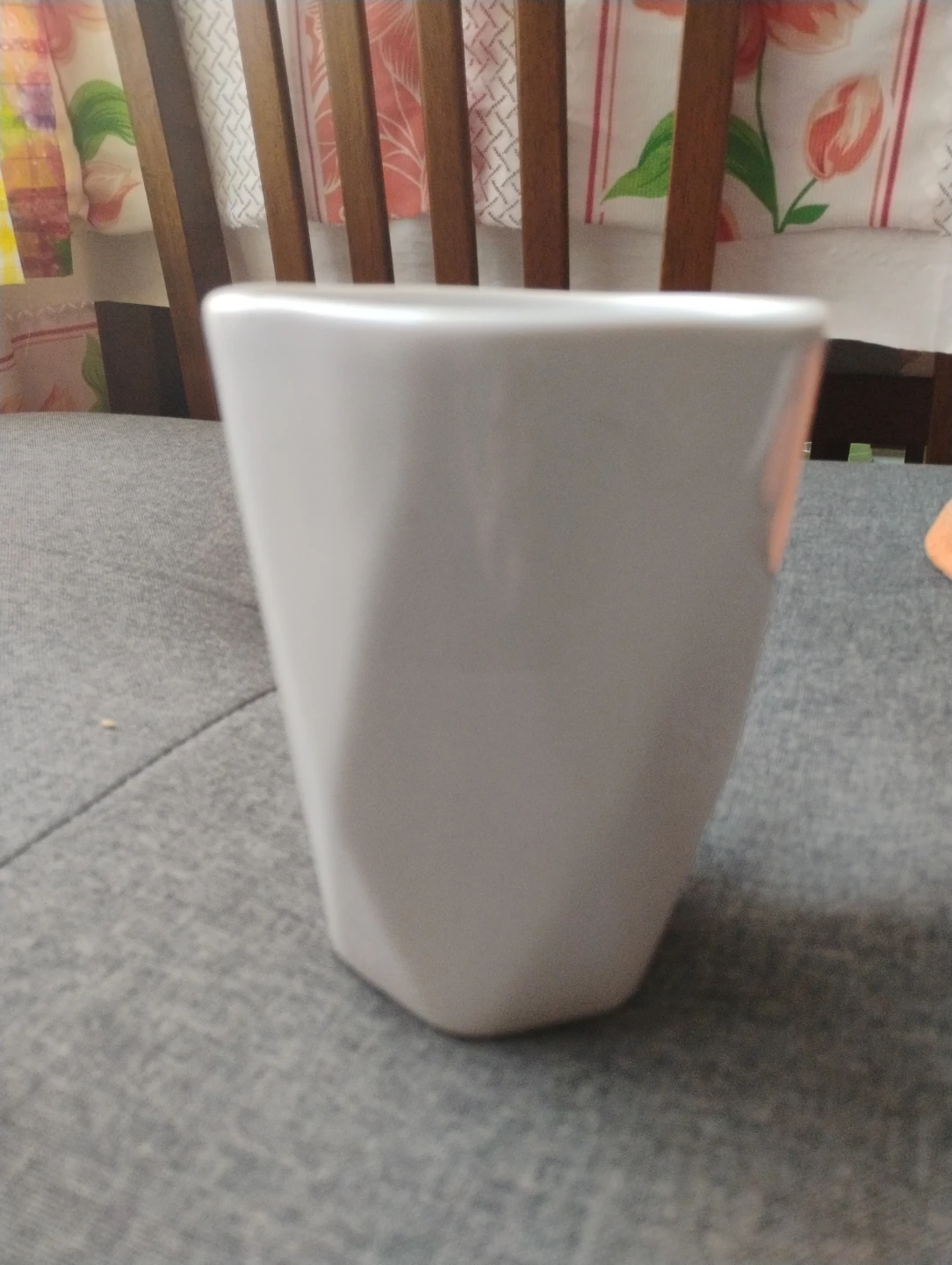 🥕White Ceramic Flower Pot