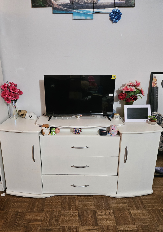 White Wooden Cabinet with Drawers - photo 5