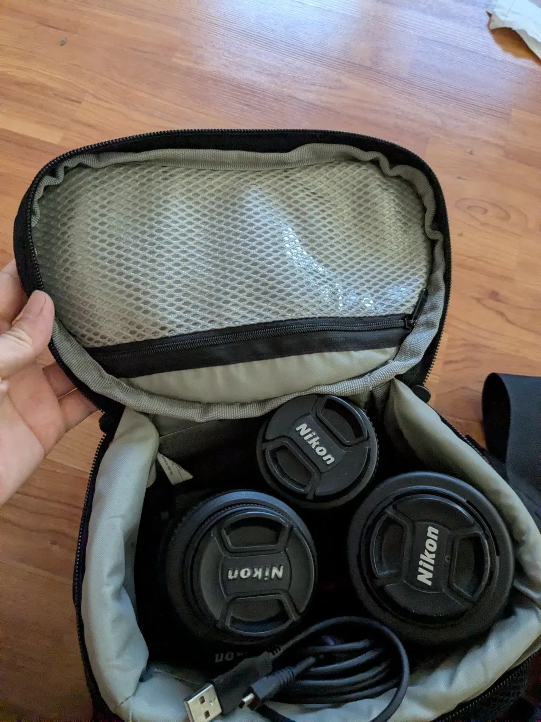 Nikon Digital Camera D7100 w/ Accessories image indicator(10)