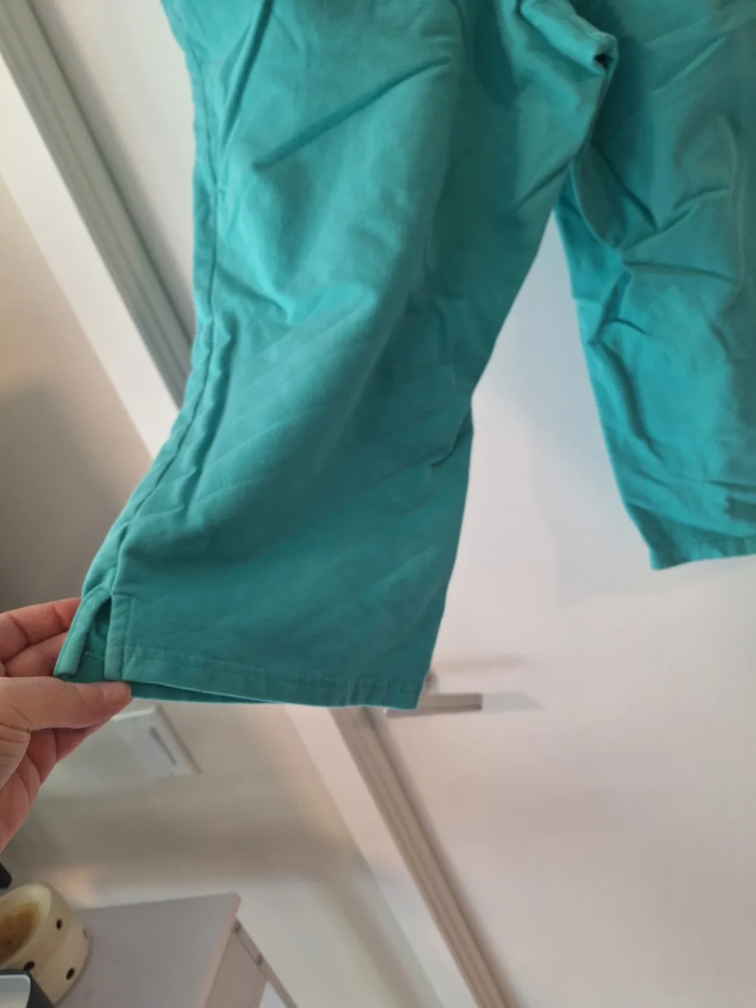 Capri Sweat Pants - XLarge image indicator(4)