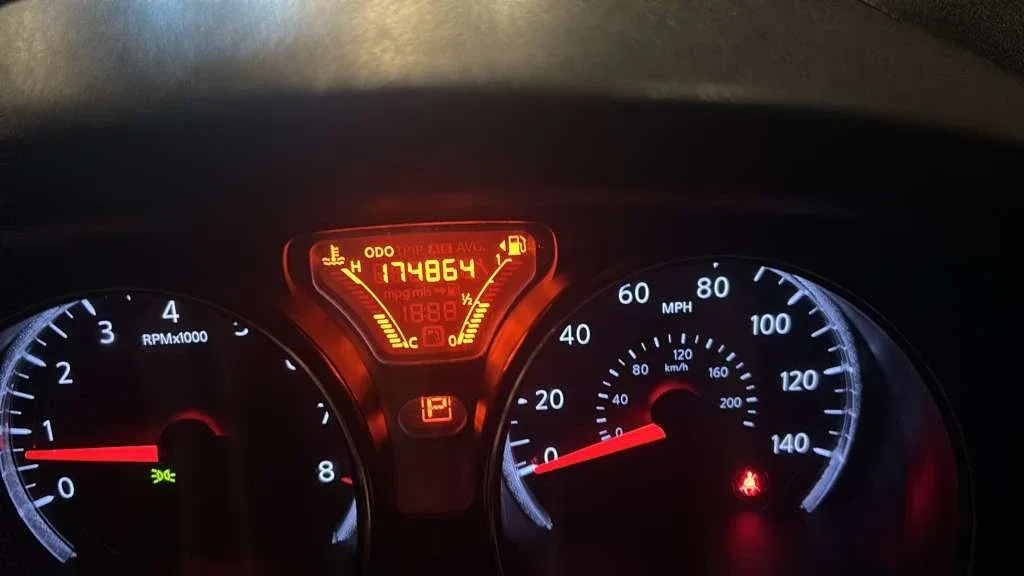 Nissan versa note 2014 image indicator(3)