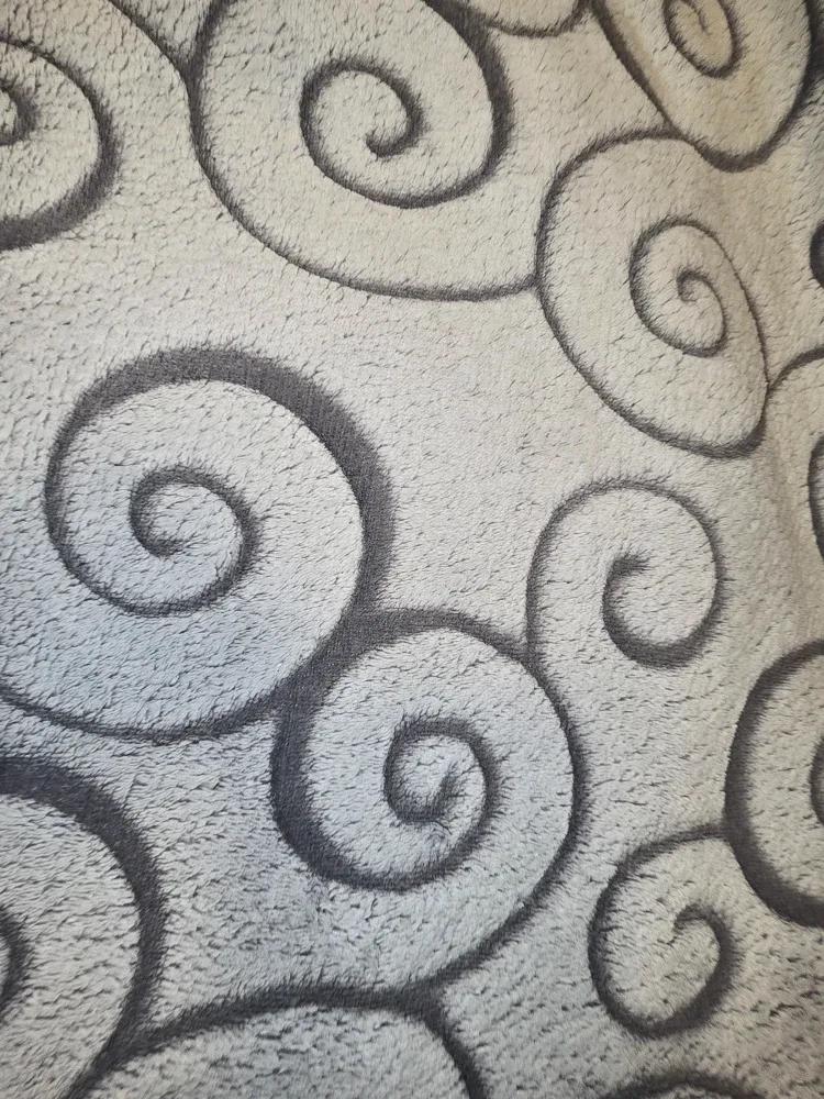 Grey Loveseat Sofa and 2 plush throws! image indicator(4)