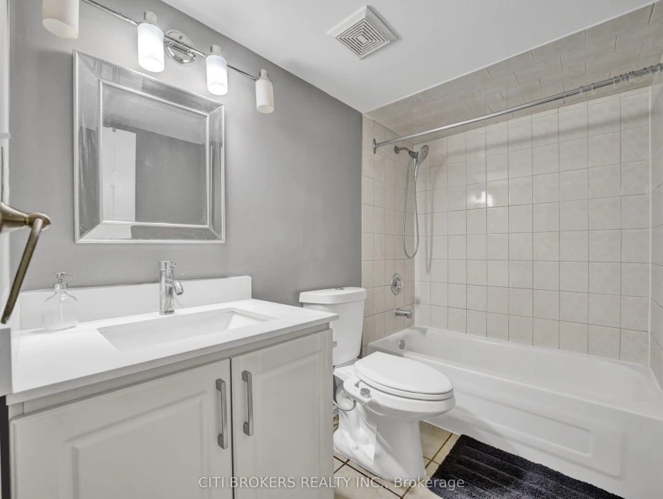 2 bedroom basement - photo 4