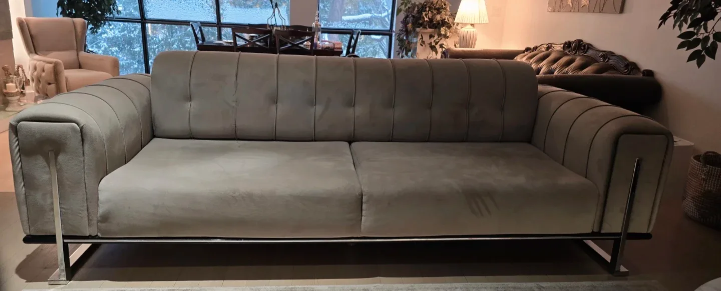 Stylish Grey Sofa and Accent Chair Set image indicator(2)