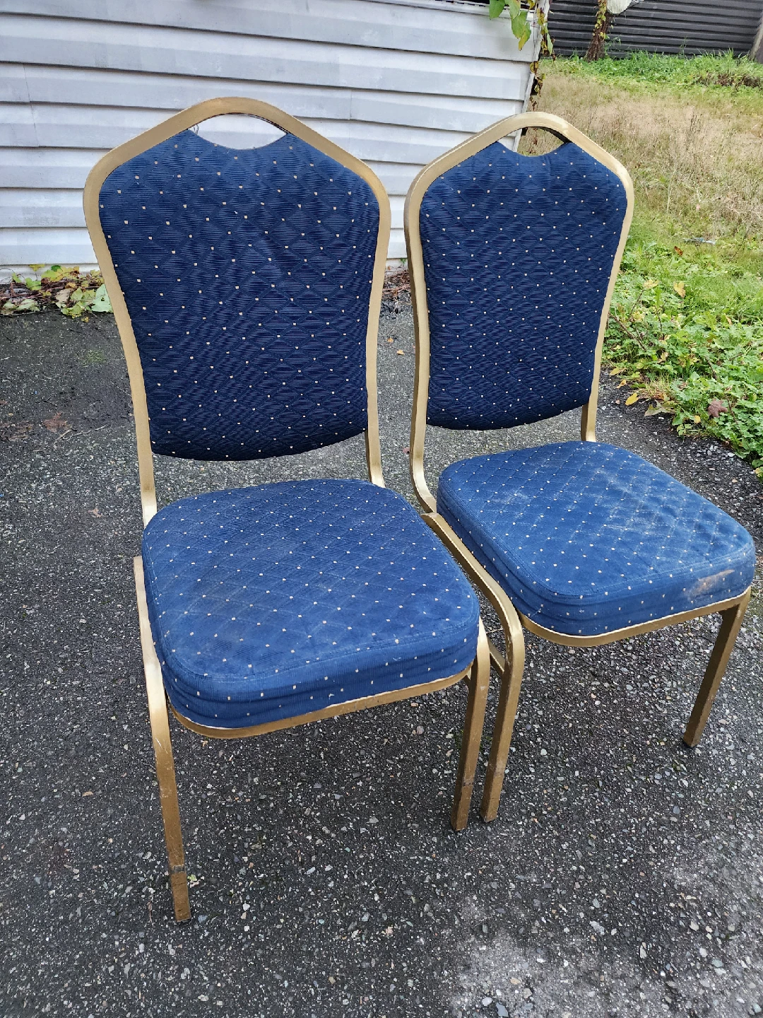 Blue & Gold Stacking Banquet Chair - photo 5