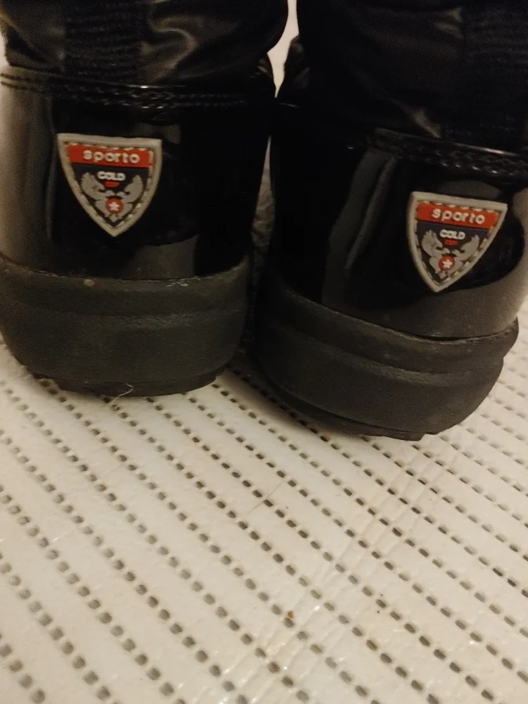 Sporto Black Winter Boots image indicator(2)