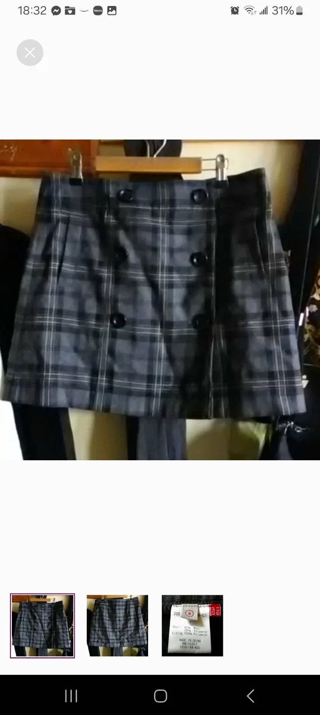 VINTAGE Uniqlo Plaid Mini Skirt - Size 4 thumbnail