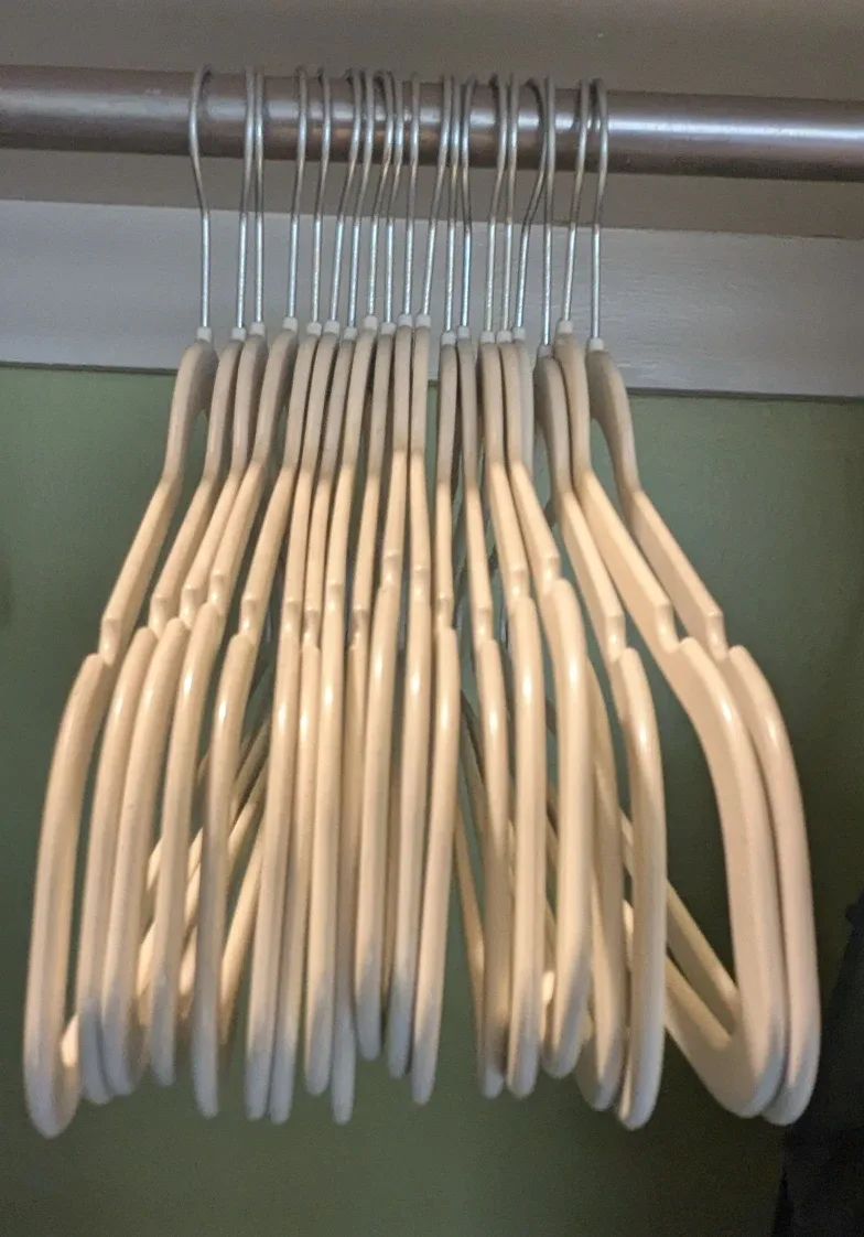 Clothes Hangers - Beige - 20 count