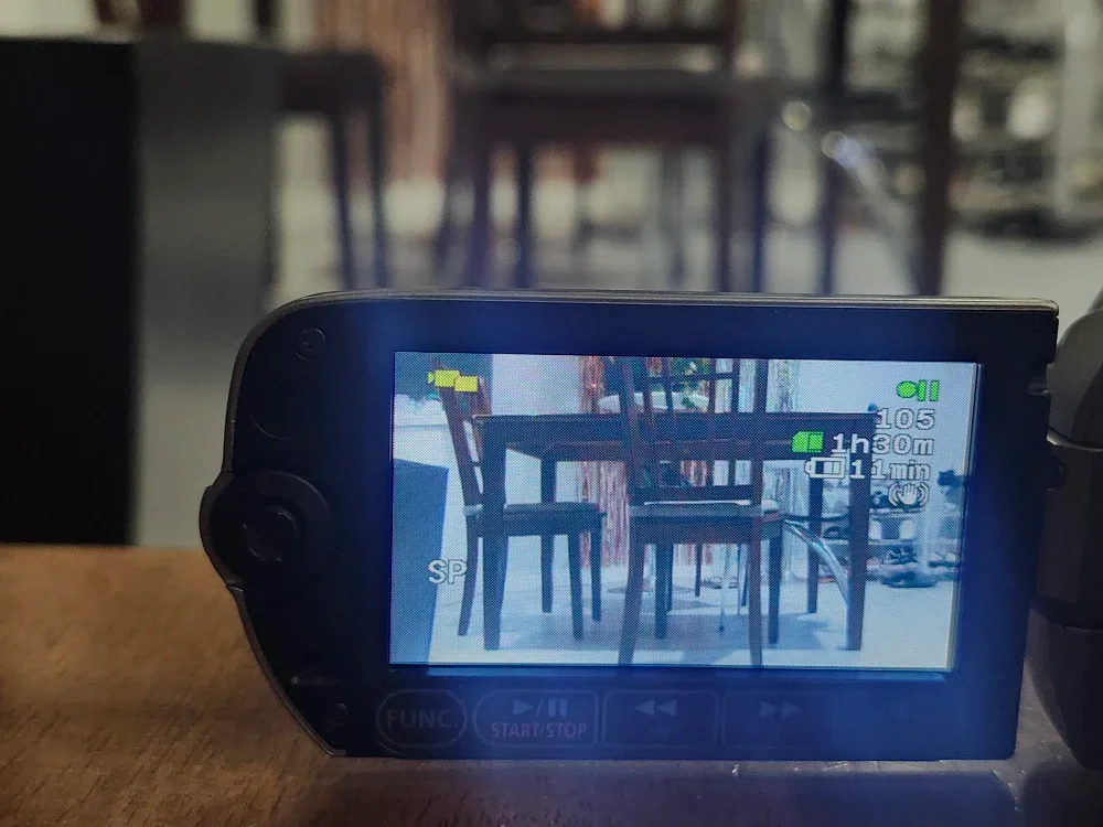 Canon FS100 image indicator(4)