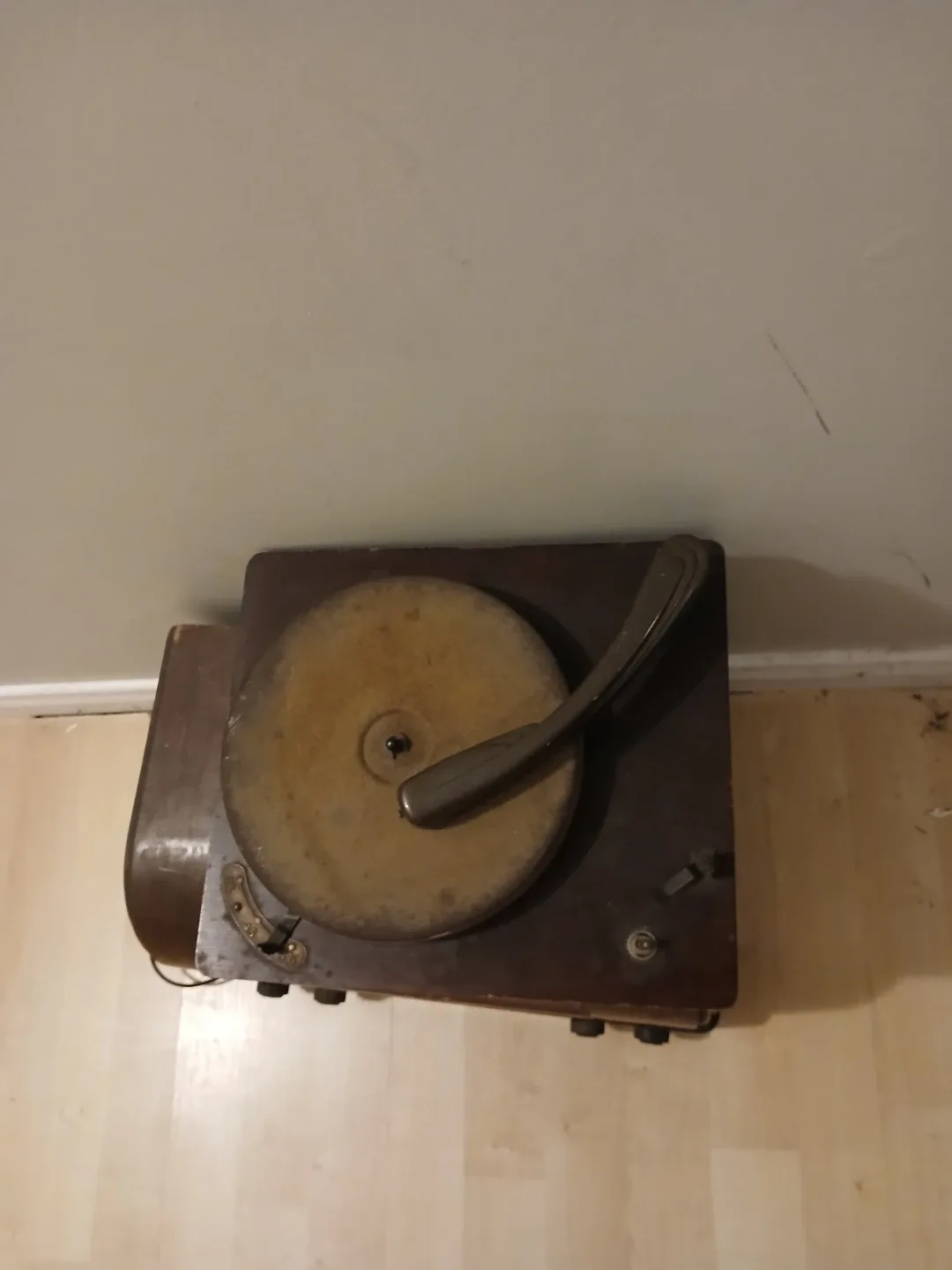 Vintage Columbia Record Player & Radio image indicator(3)