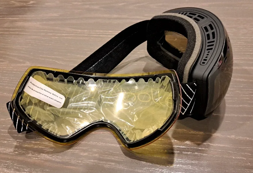 ⛷️ Bollé Ski Helmet | 🥽 Bollé Goggles image indicator(7)