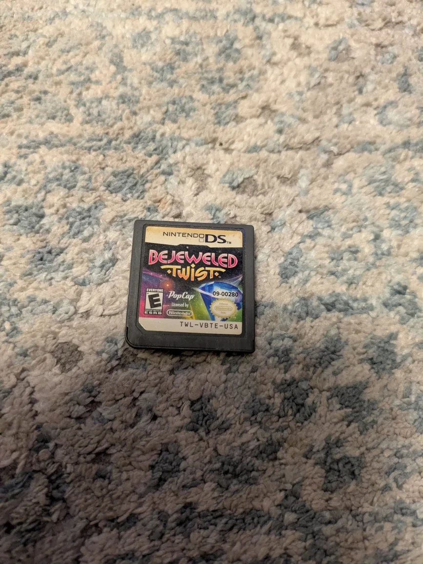 Ready 2 Rumble Boxing Round 2 & Bejeweled Twist Game Cartridge image indicator(4)