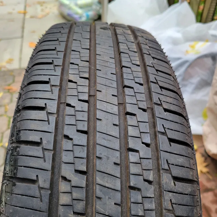 2 All Season Tire 185/65R15 image indicator(4)