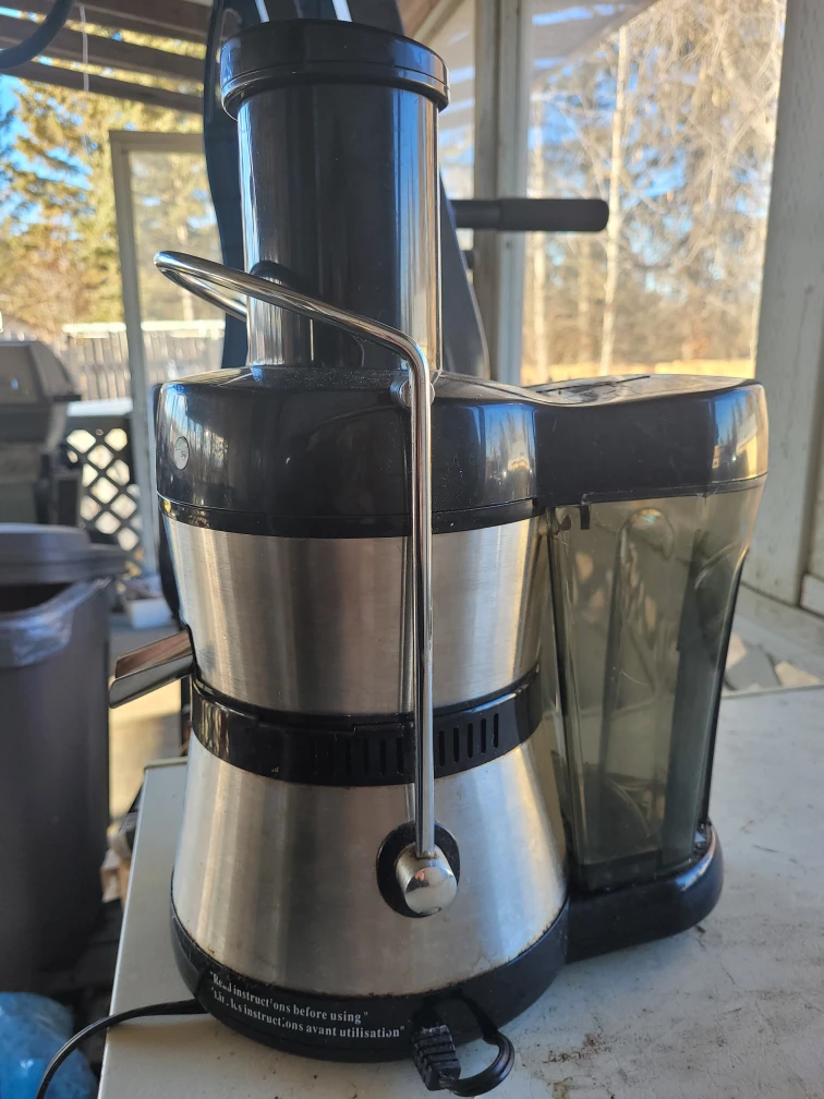 Jack LaLanne Juice Master Juicer - photo 2