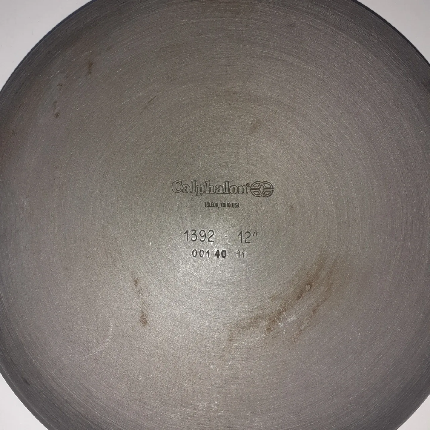 12 Inch Calphalon Fry Pan image indicator(4)