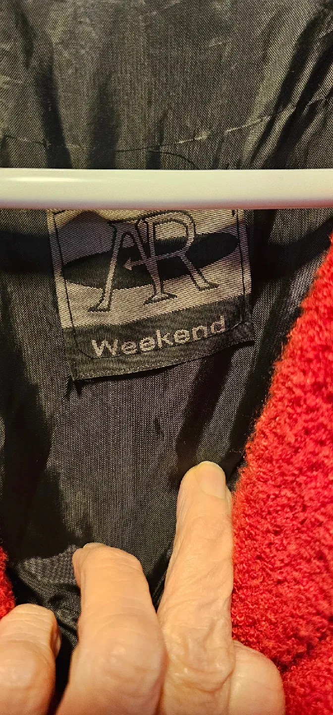 AR Weekend Color Block Jacket image indicator(2)