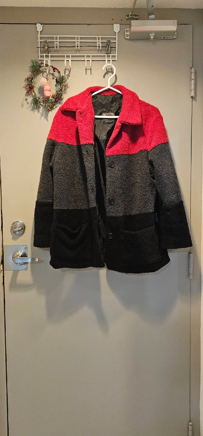 AR Weekend Color Block Jacket image indicator(3)