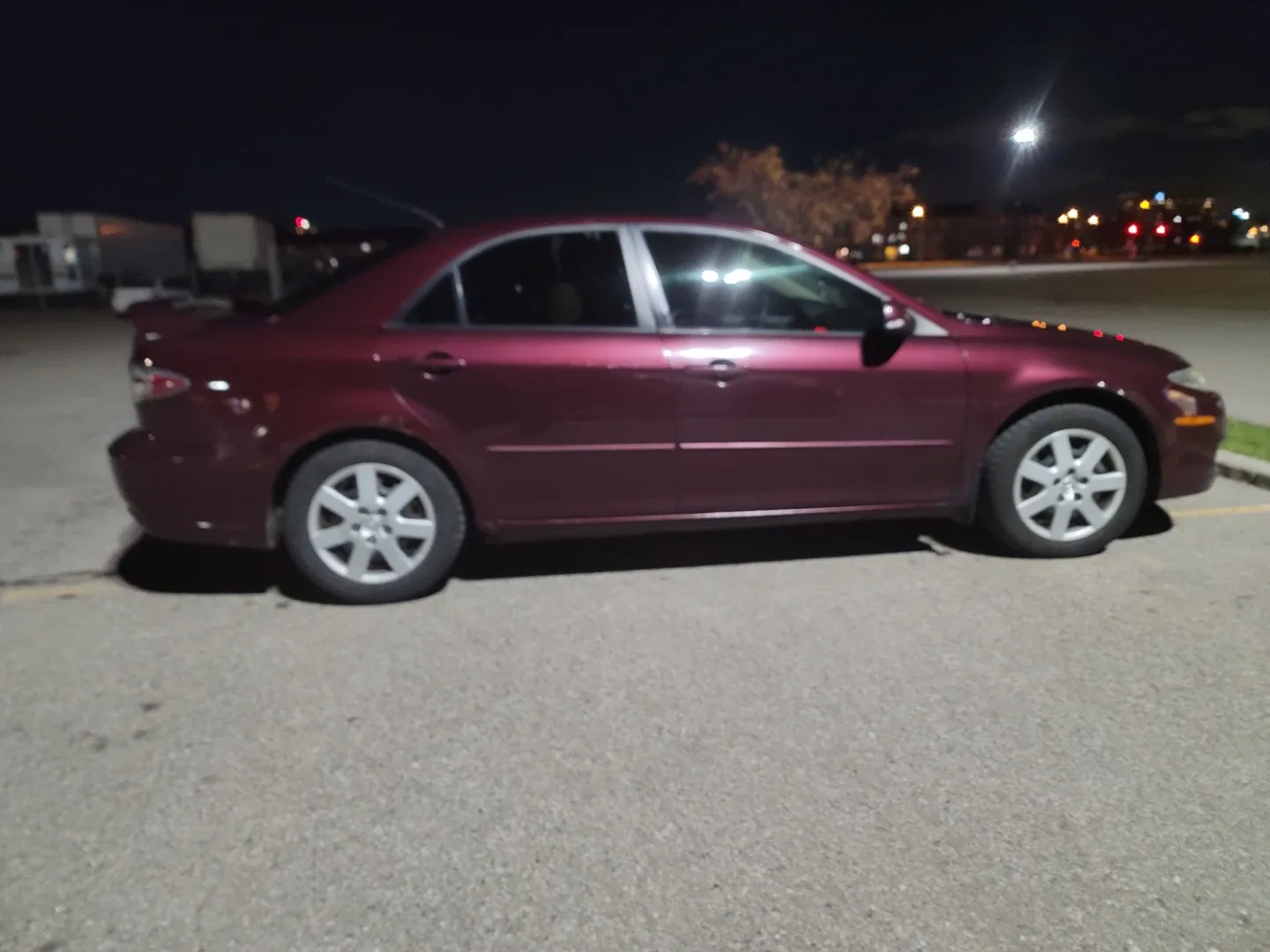 Mazda 6 Sedan - Maroon image indicator(4)