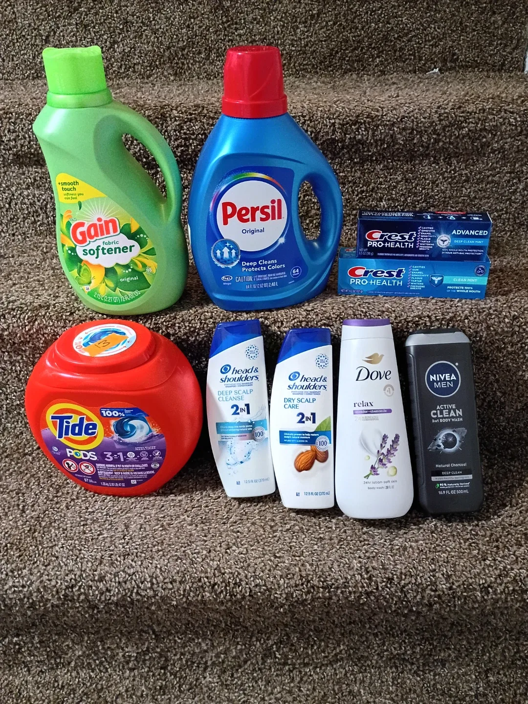 Lot of Cleaning & Personal Care Products