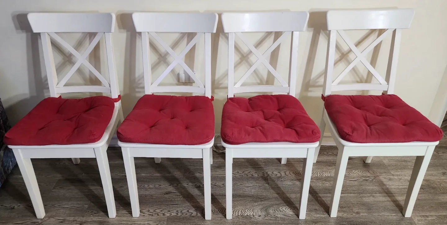 IKEA Ingolf White Dining Chairs (set of 2, 25$ Each )