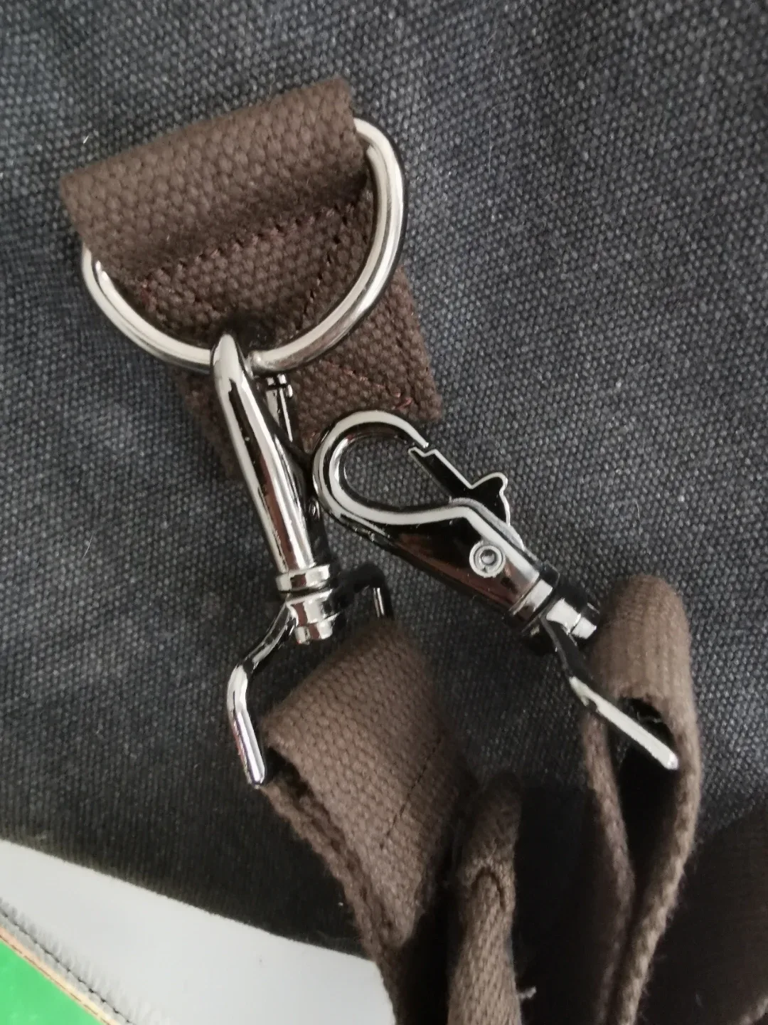 Fresion Canvas Duffle Bag 44L - Travel/Overnight Bag image indicator(9)