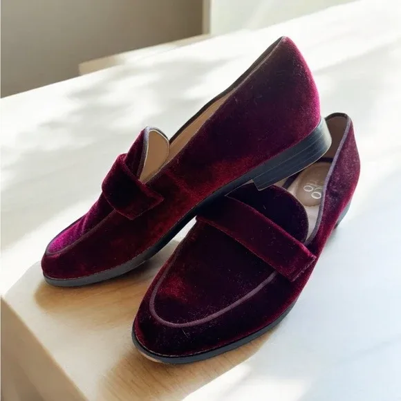 Franco Sarto Velvet Loafers - Size 7.5 bnwt image indicator(2)