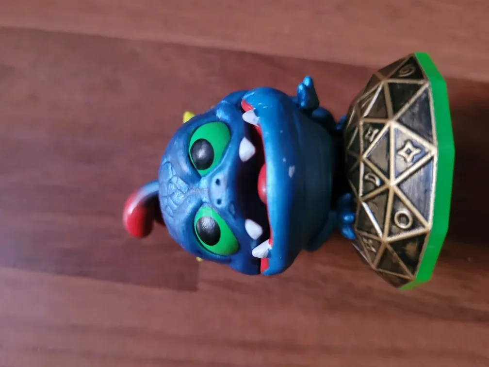 Skylanders Figures Lot (6) Bundle 6 image indicator(4)