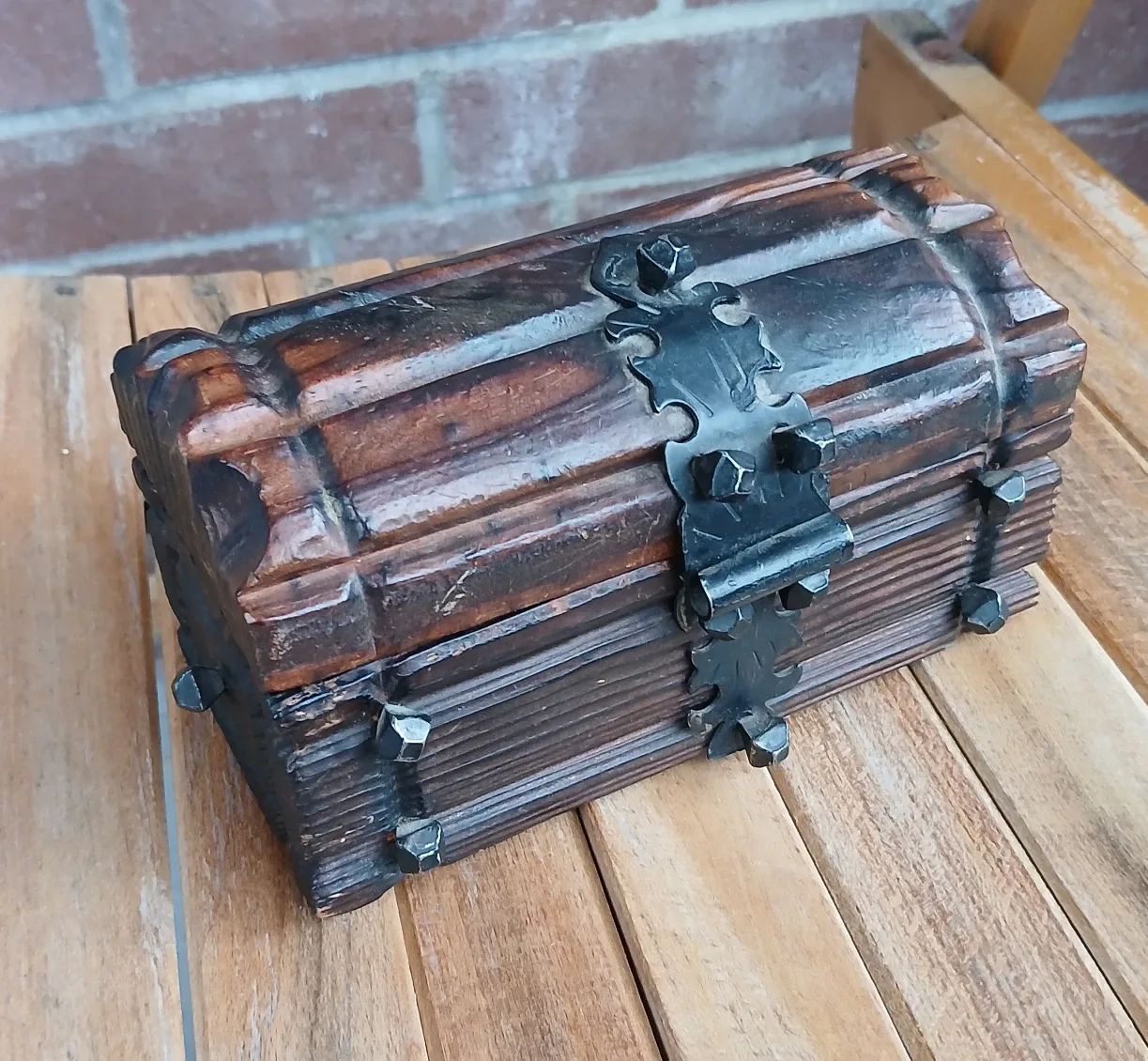 Small Vintage treasure box