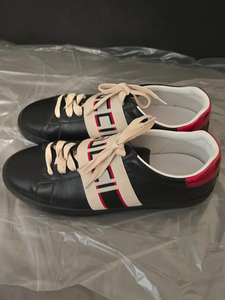 Gucci inspired Black Leather Sneakers size 9,5-10 image indicator(2)
