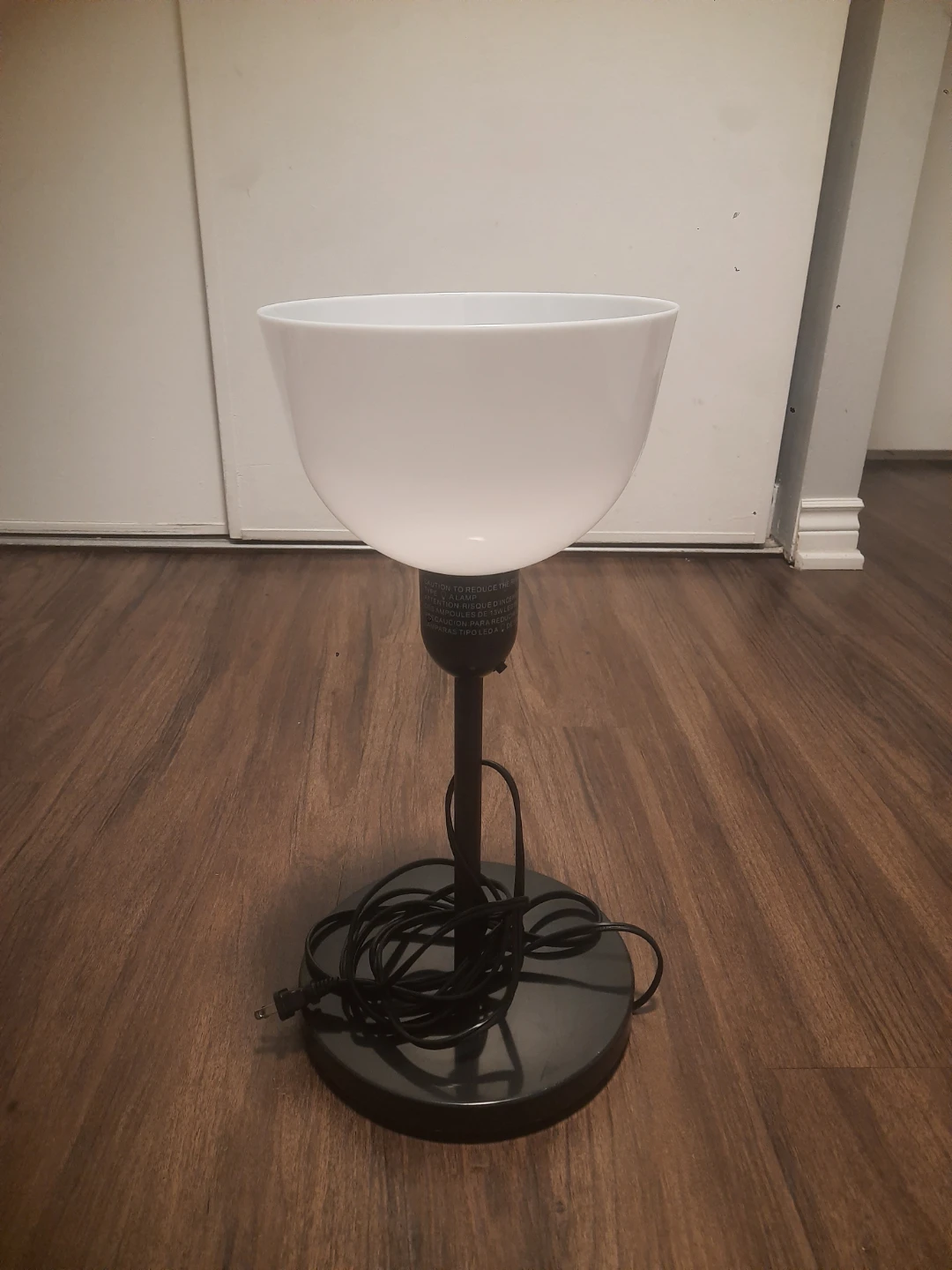White Bowl Table Lamp - photo 2