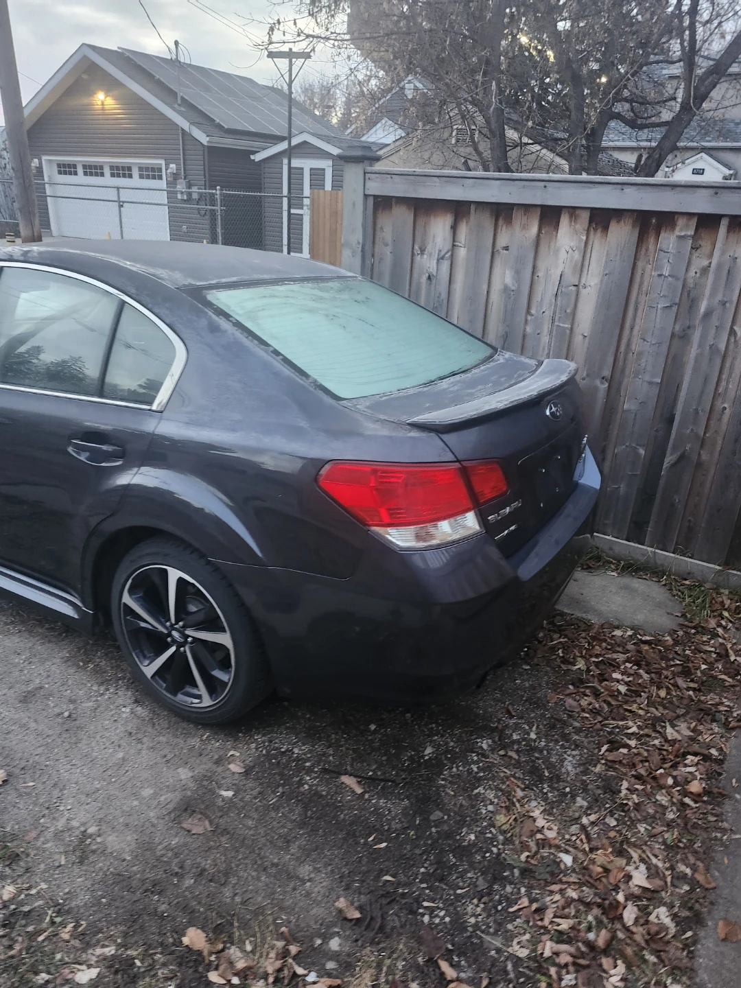 2011 Subaru Legacy GT - photo 3