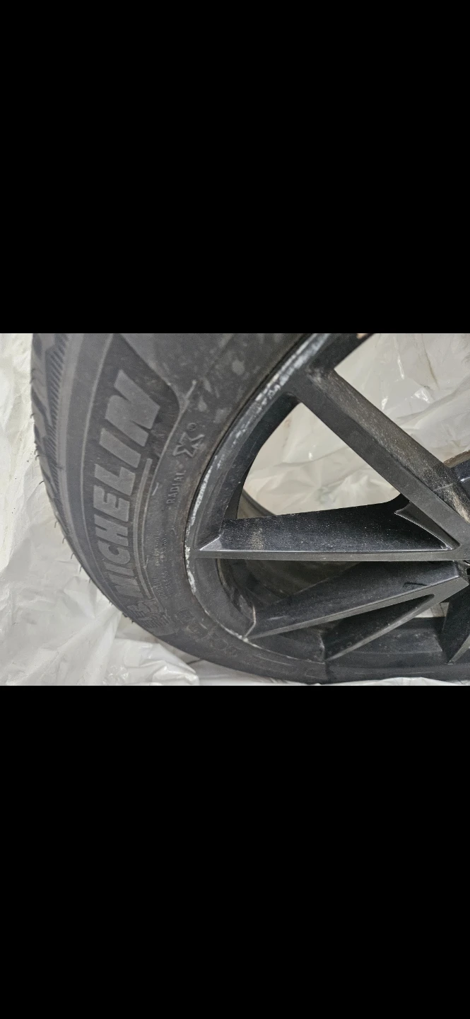 Michelin 235/50 R19 Winter Tire (volvo xc40) - photo 2
