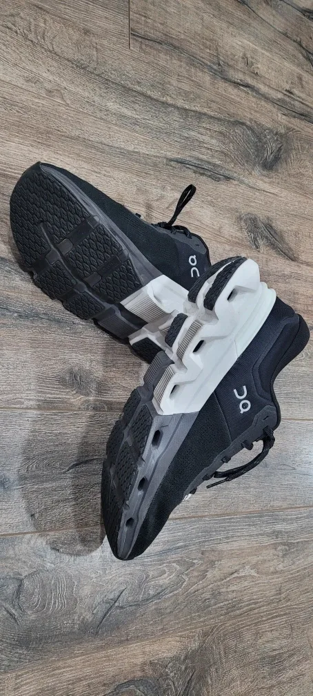 On Cloudmonster Black US Men's 12 image indicator(4)