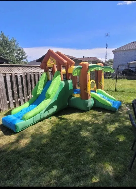 Inflatable Bounce House with Slides