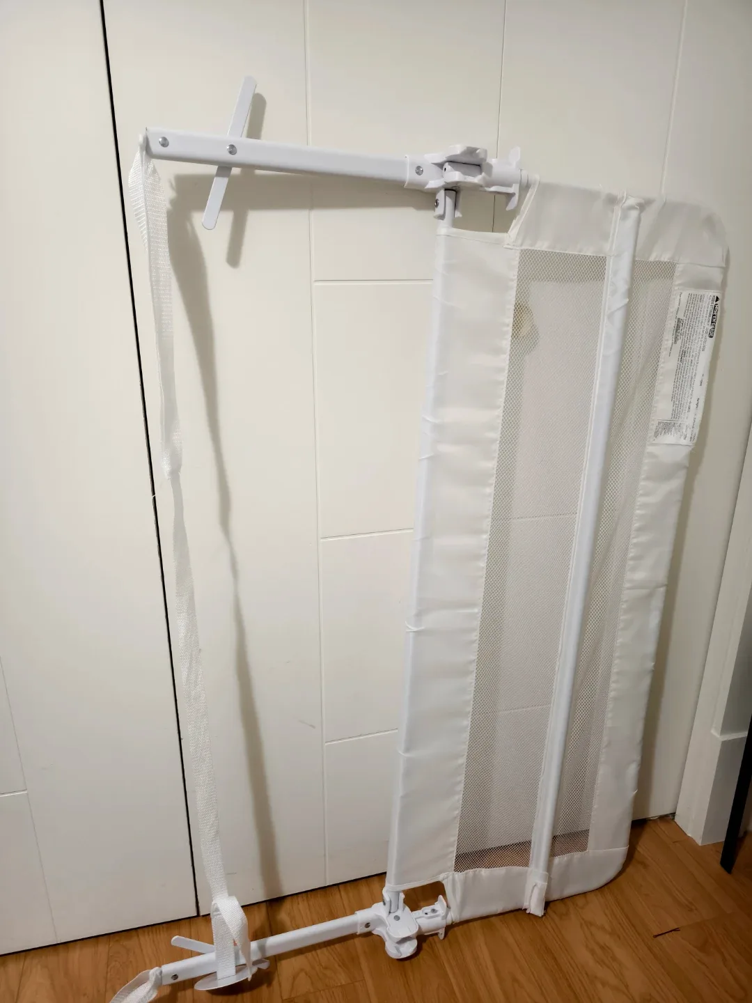 Dream On Me HideAway Retractable Bed Rail image indicator(2)