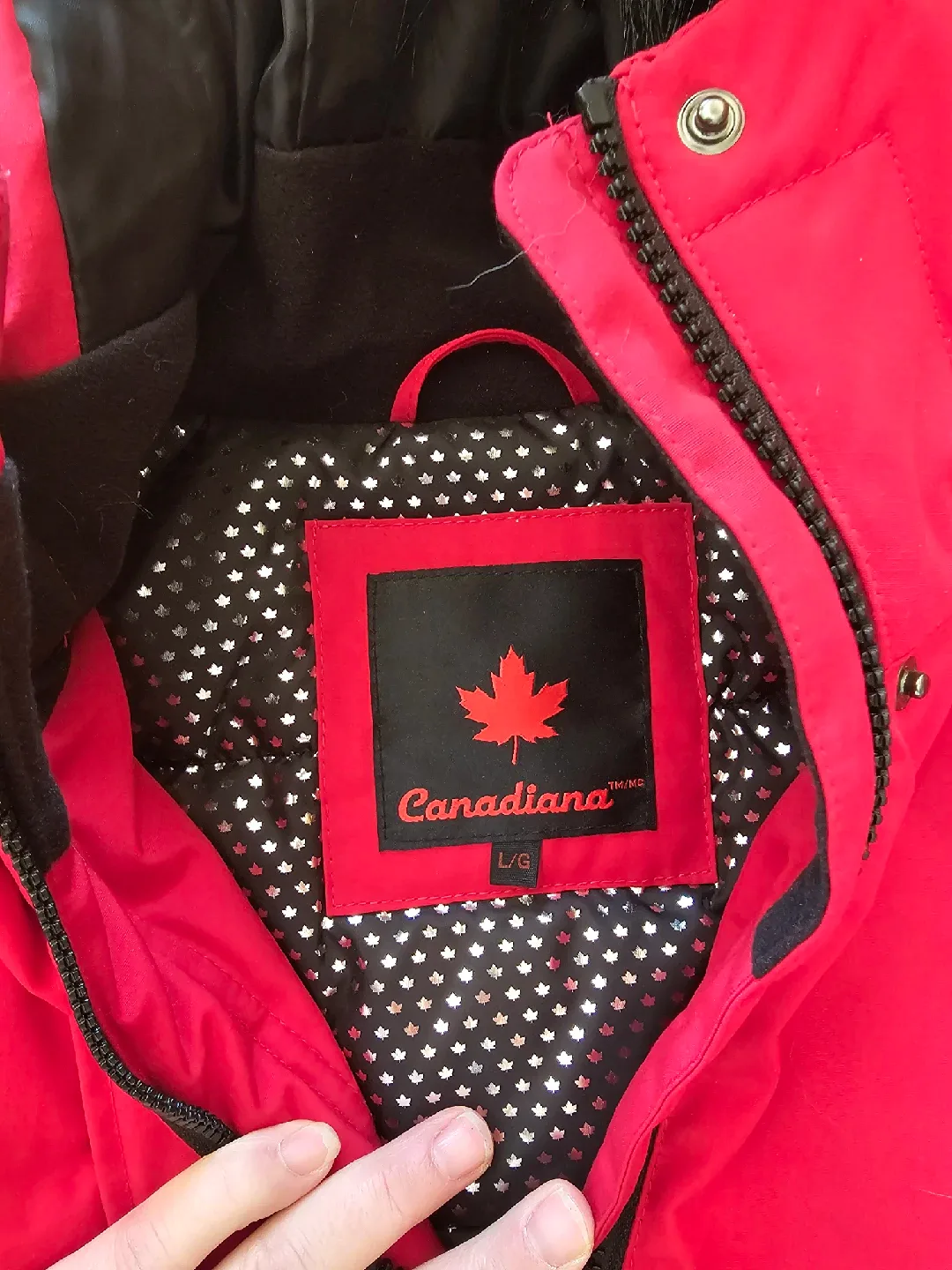 Canadiana Red Winter Jacket - Size L/G image indicator(2)